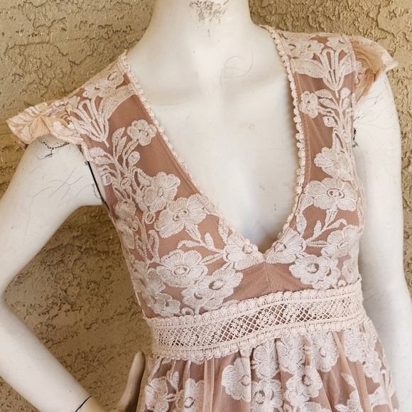 The beautiful Temecula Fit & Flare mini dress - Picture 3 of 7